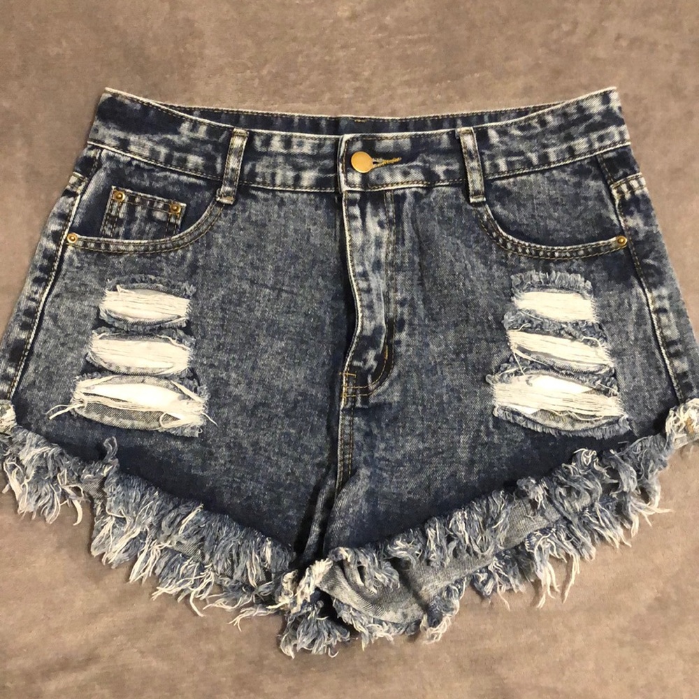 High-waisted Distressed Denim Shorts